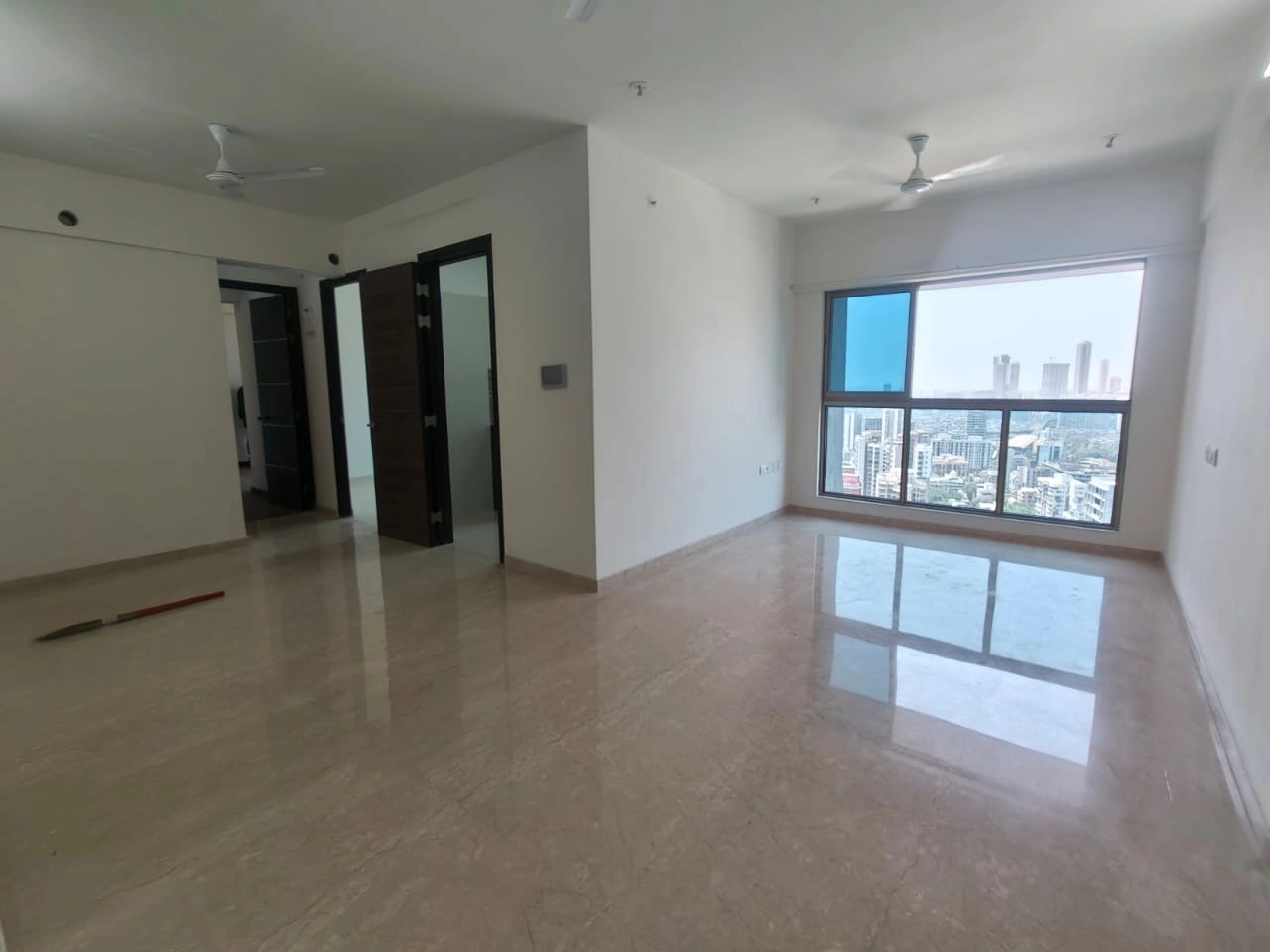 2 BHK Flat for Rent in Raj Infinia Tower, Malad West