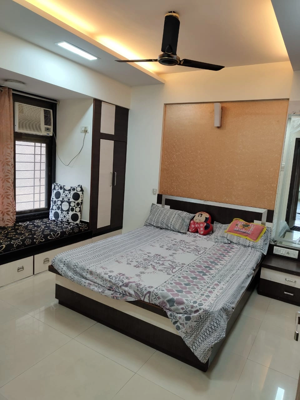 2 BHK Flat for Rent in Aruna Residency , Malad West