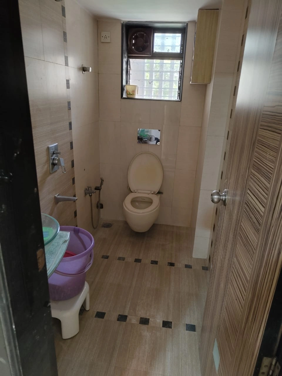 2 BHK Flat for Rent in Aruna Residency , Malad West