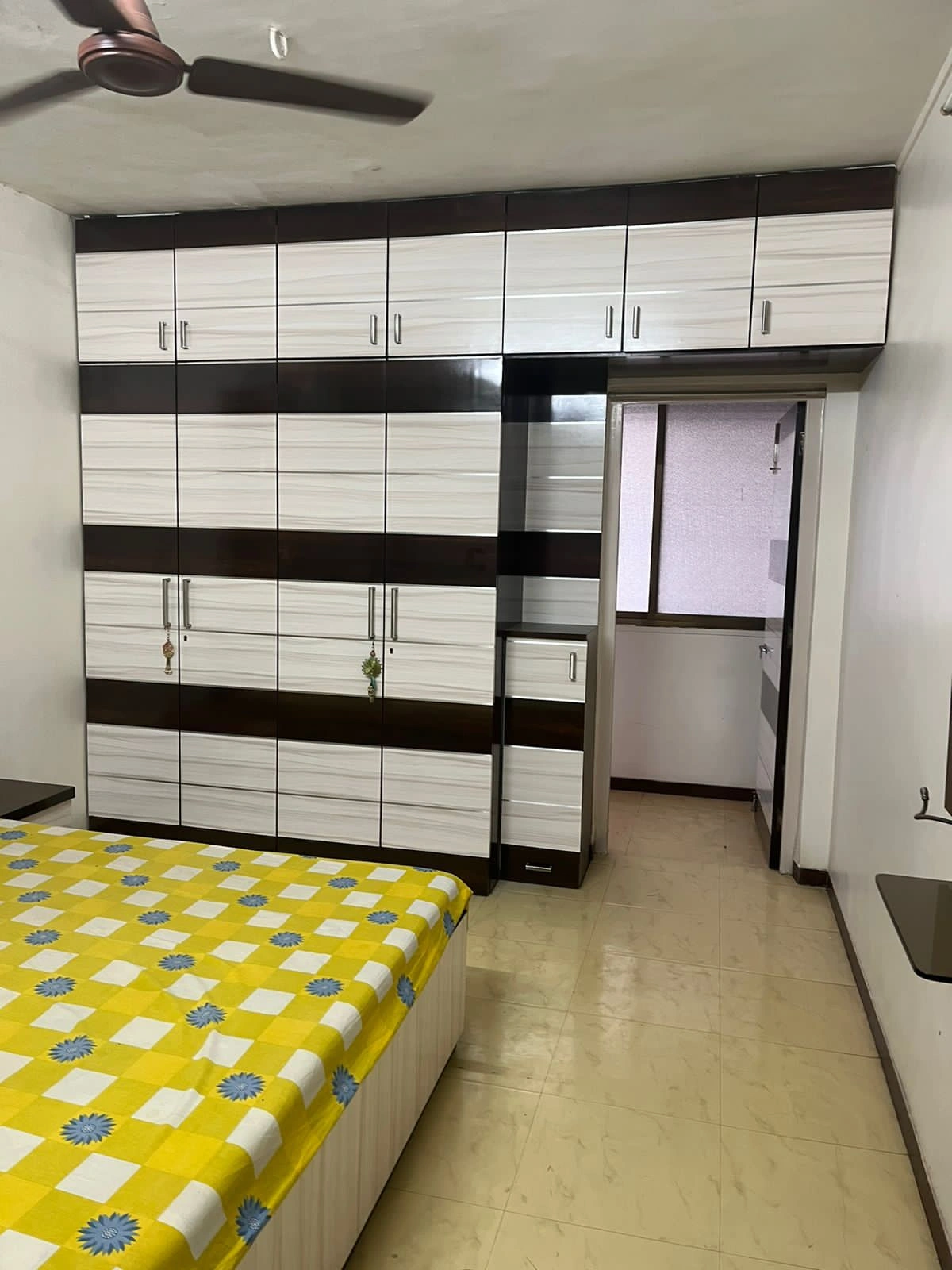 Double Sharing Room Girls only Flat for PG in Pawan Baugh, Malad West