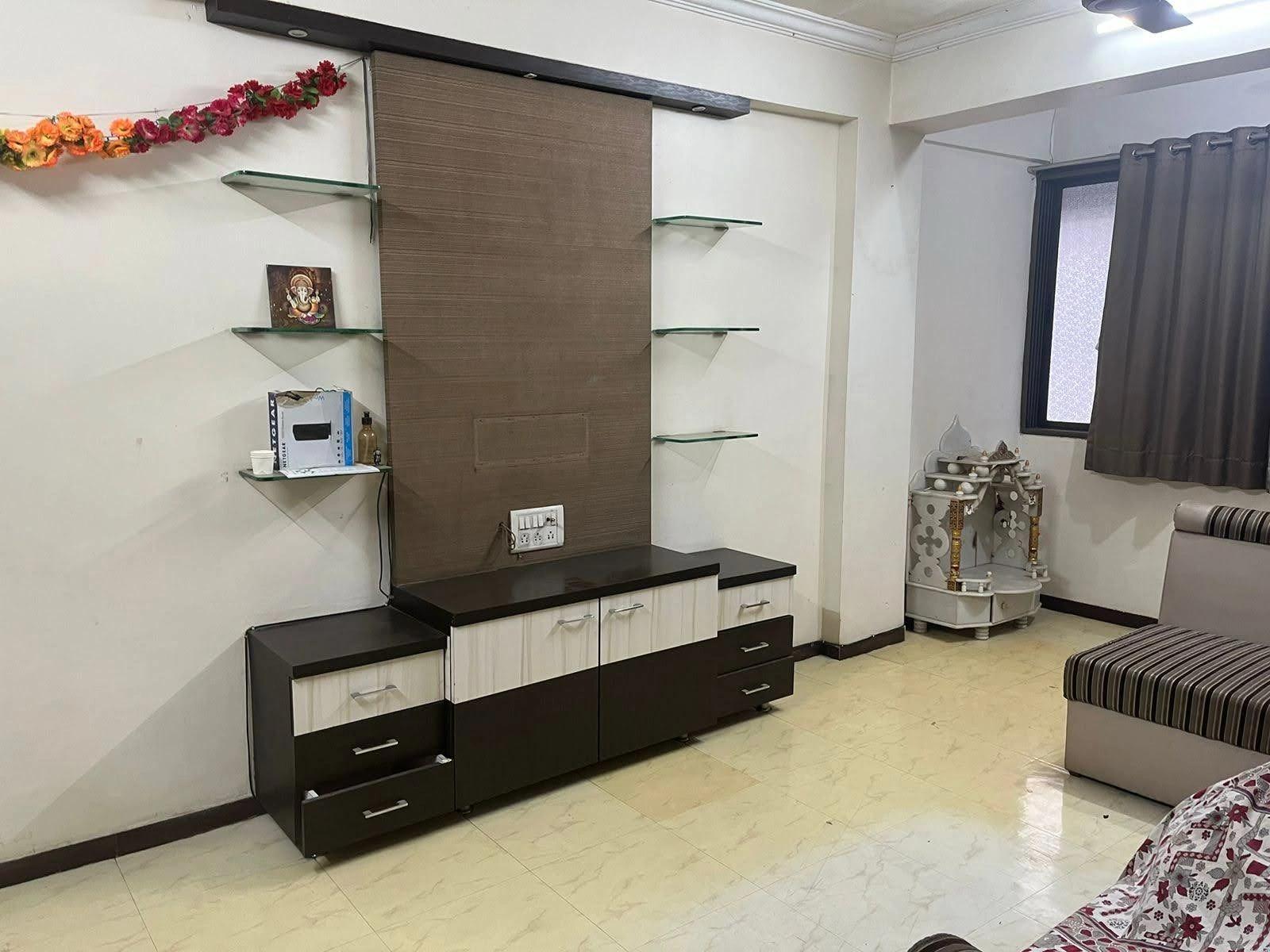 Double Sharing Room Girls only Flat for PG in Pawan Baugh, Malad West
