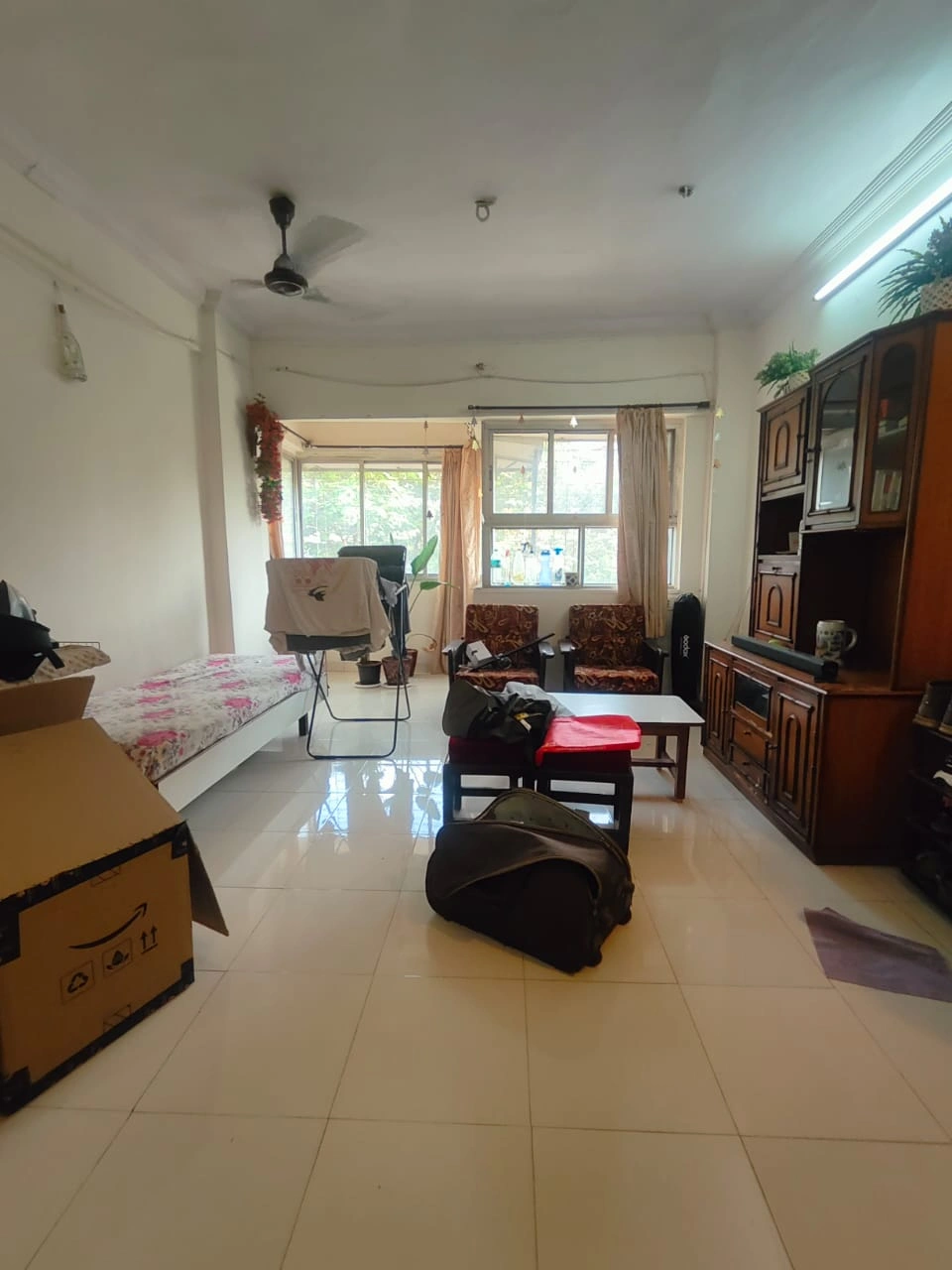 1 BHK Flat for Rent in Evershine Nagar, Malad West