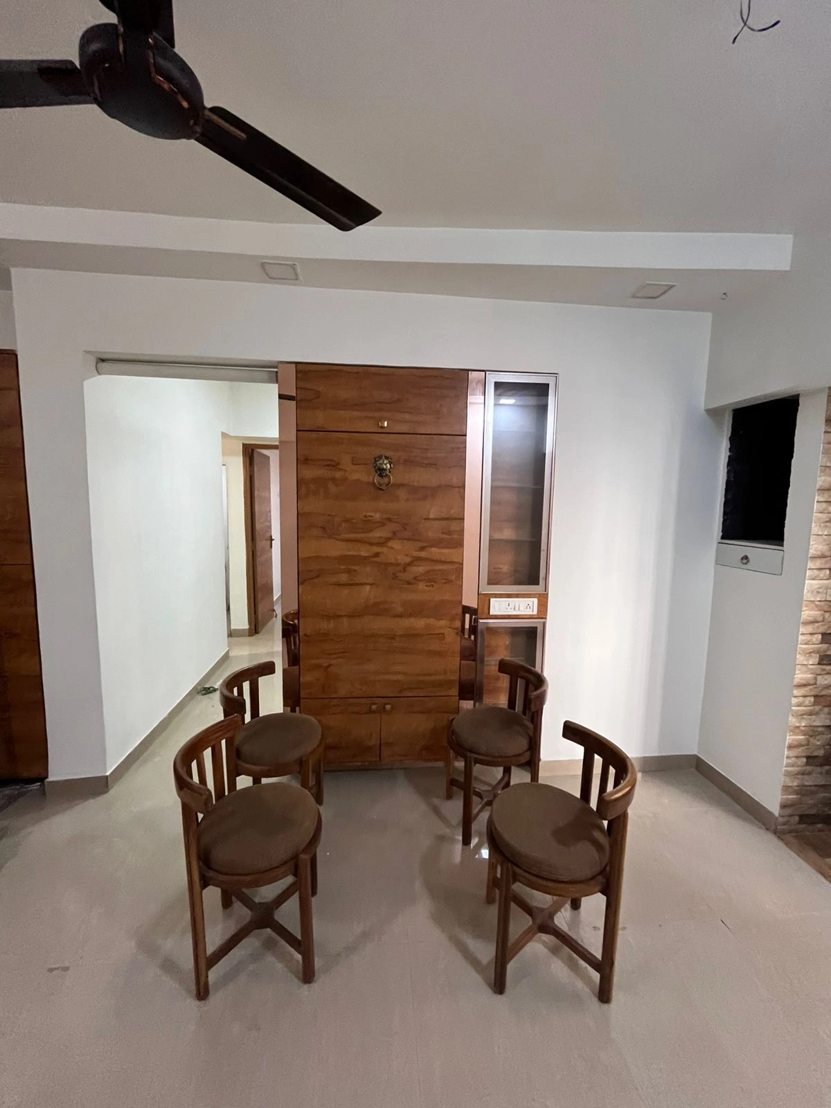 1 BHK Flat for Rent in Shastri Nagar, Goregaon West