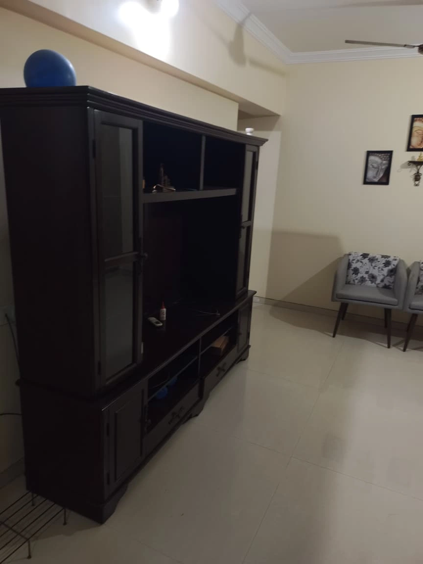 2.5 BHK Flat for Rent in Mangal Kripa Society, Goregaon West