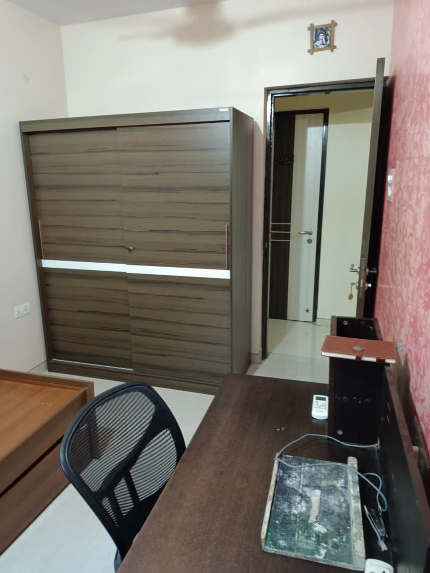 2.5 BHK Flat for Rent in Mangal Kripa Society, Goregaon West