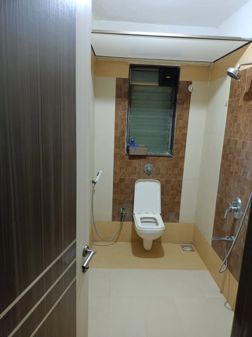 2.5 BHK Flat for Rent in Mangal Kripa Society, Goregaon West