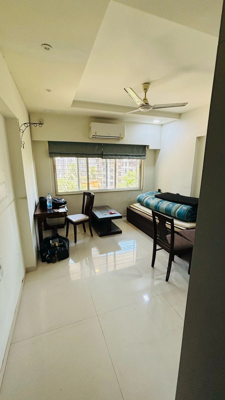 2 BHK Flat for Rent in DLH Udaka Heights, Goregaon West