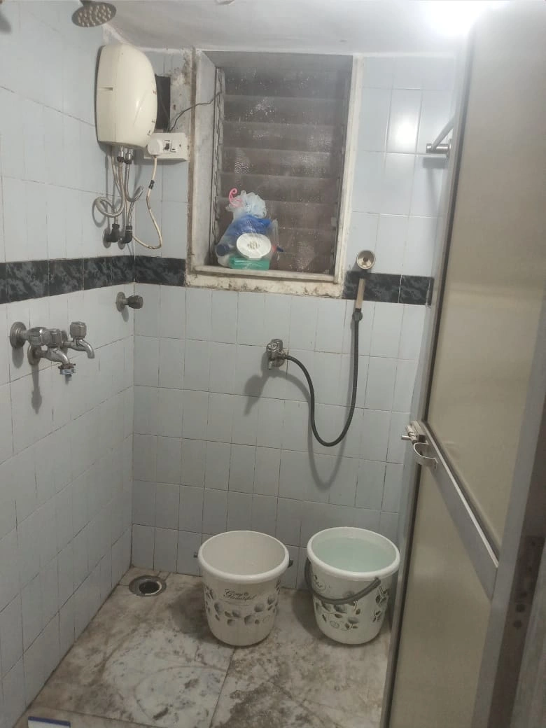 1 BHK Flat for Rent in Shiv Kriti Society , Malad West