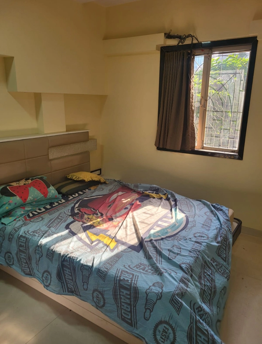 2 BHK Flat for Rent in Sanskar Apartment , Malad West