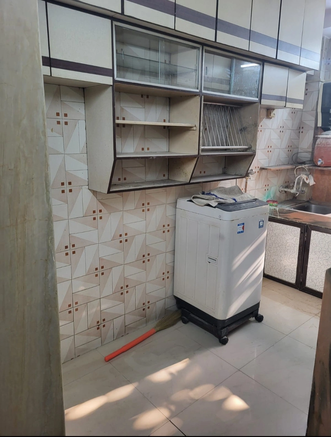 2 BHK Flat for Rent in Sanskar Apartment , Malad West