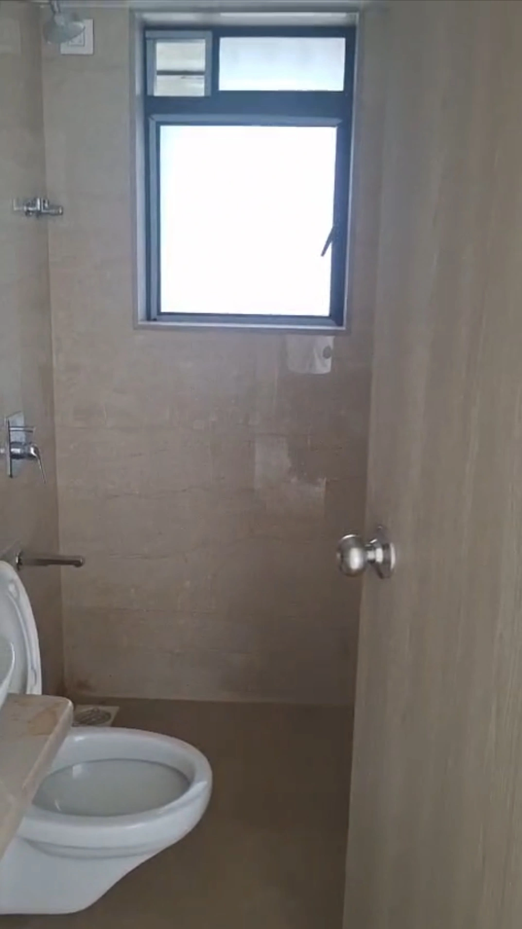 1 BHK Flat for Rent in Dhaval Residency, Malad West