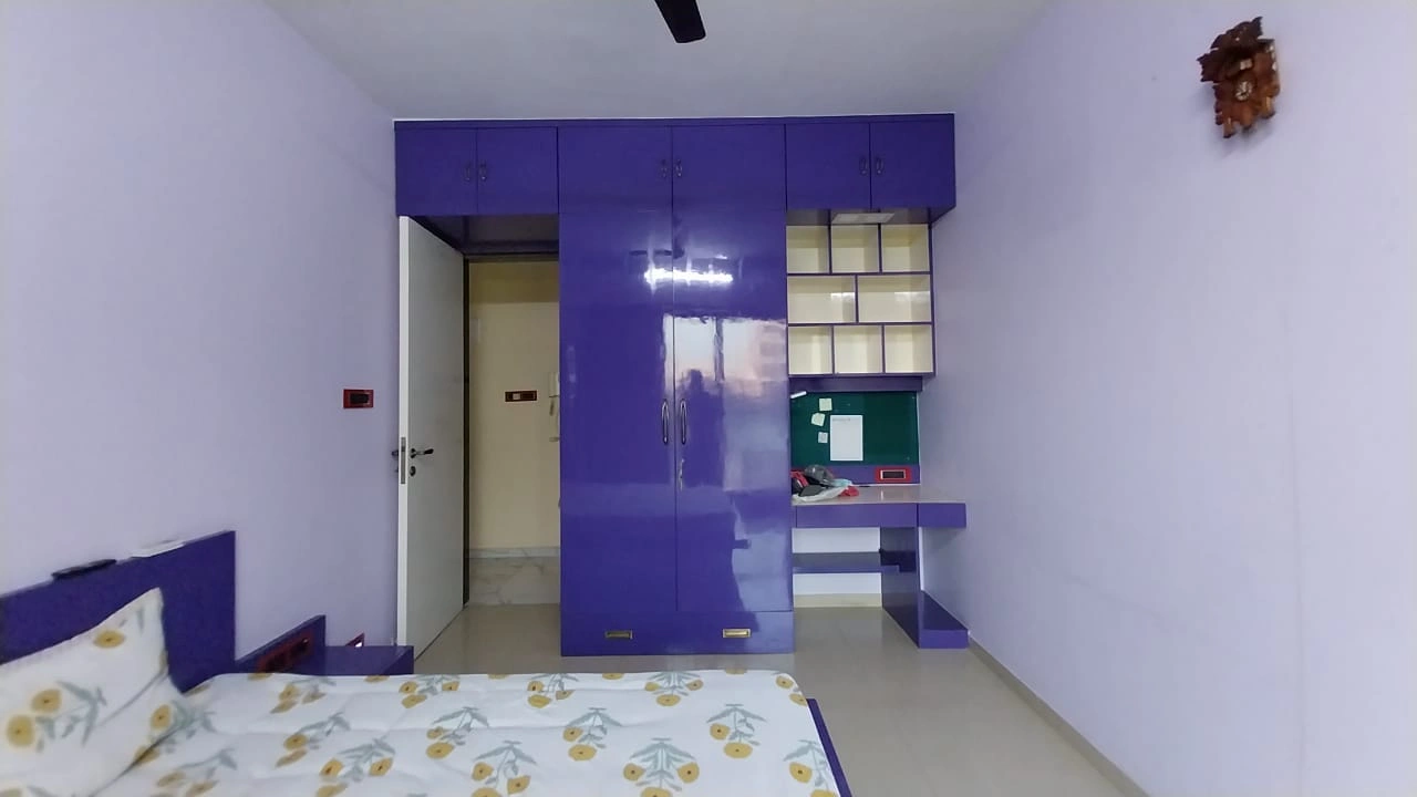 2 BHK Flat for Rent in Rustomjee Elanza , Malad West