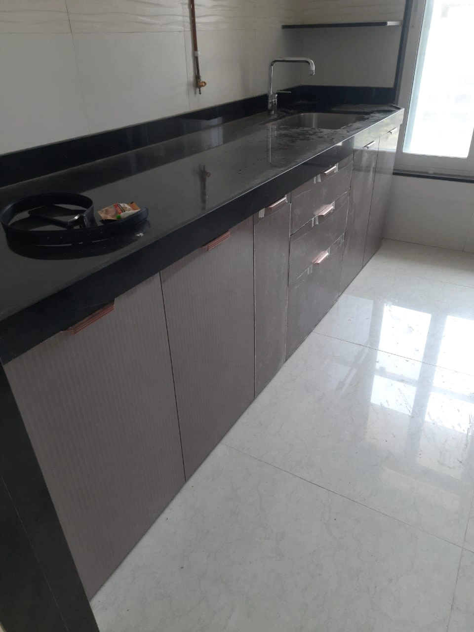 2 BHK Flat for Rent in Swastik Trumph Tower, Malad West