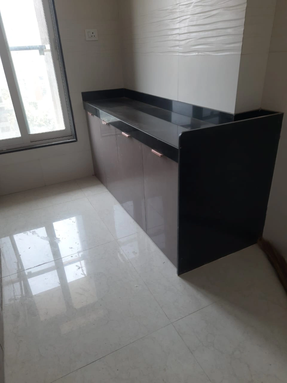 2 BHK Flat for Rent in Swastik Trumph Tower, Malad West