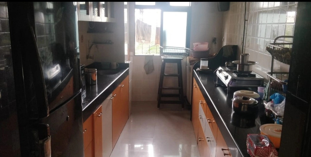 2 BHK Flat for Rent in Dheeraj Jamuna Society, Malad West