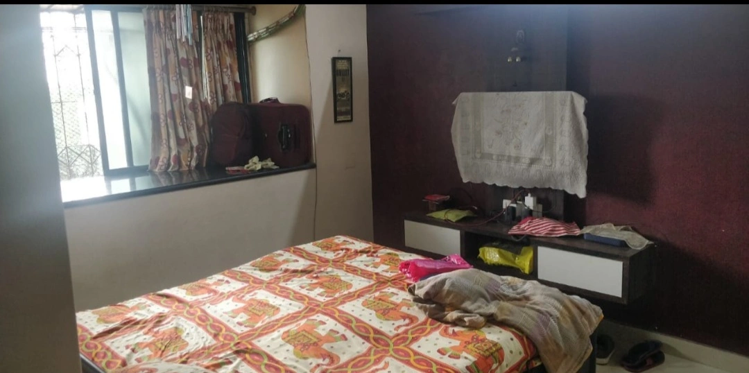 2 BHK Flat for Rent in Dheeraj Jamuna Society, Malad West