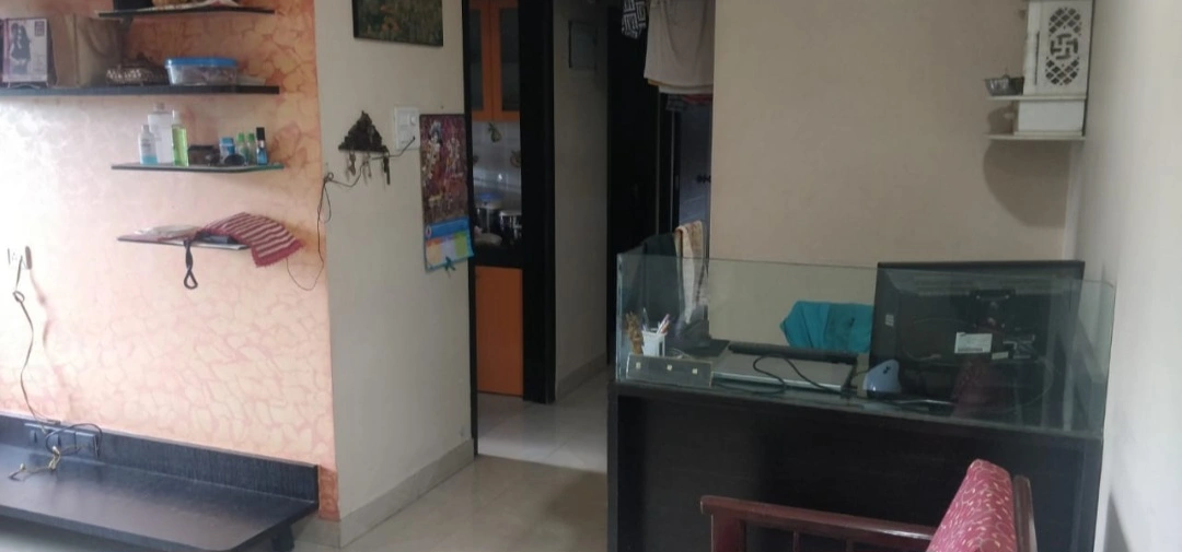 2 BHK Flat for Rent in Dheeraj Jamuna Society, Malad West