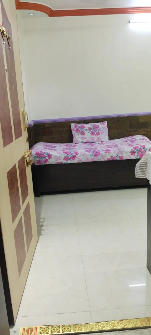 1 BHK Flat for Rent in Shiv Ganaga Complex, Malad West