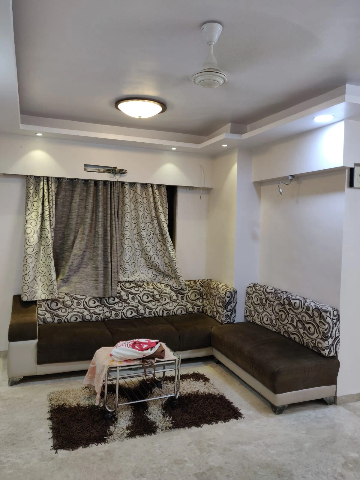 2.5 BHK Flat for Rent in Saptaratna Tower , Malad West