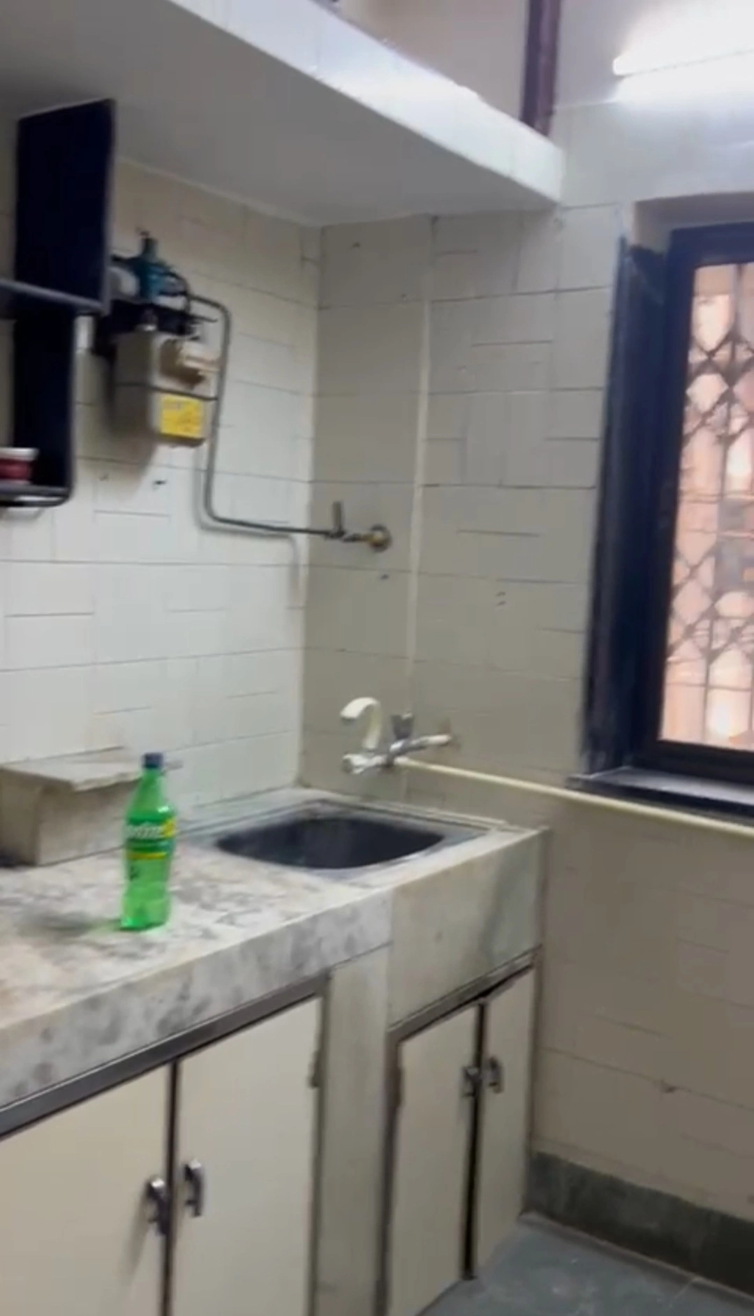1 BHK Flat for Rent in Good Luck Society, Goregaon West