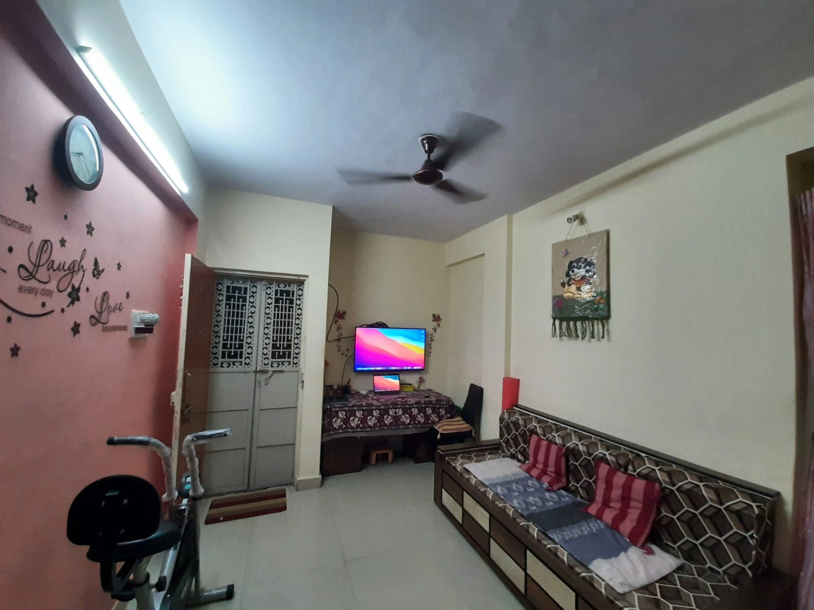 1 BHK Flat for Rent in Bhoomi Castle Complex, Malad West