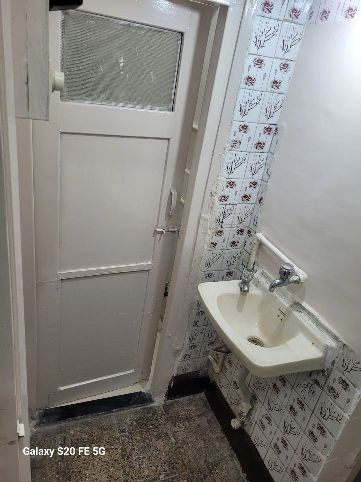 1 BHK Flat for Rent in Good Luck Society, Goregaon West