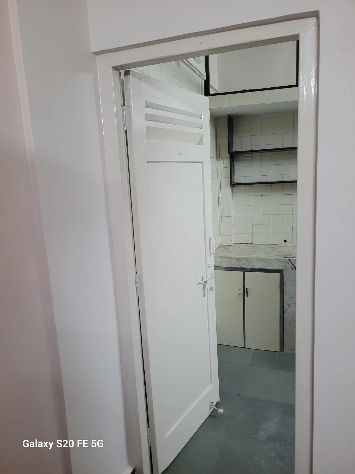 1 BHK Flat for Rent in Good Luck Society, Goregaon West