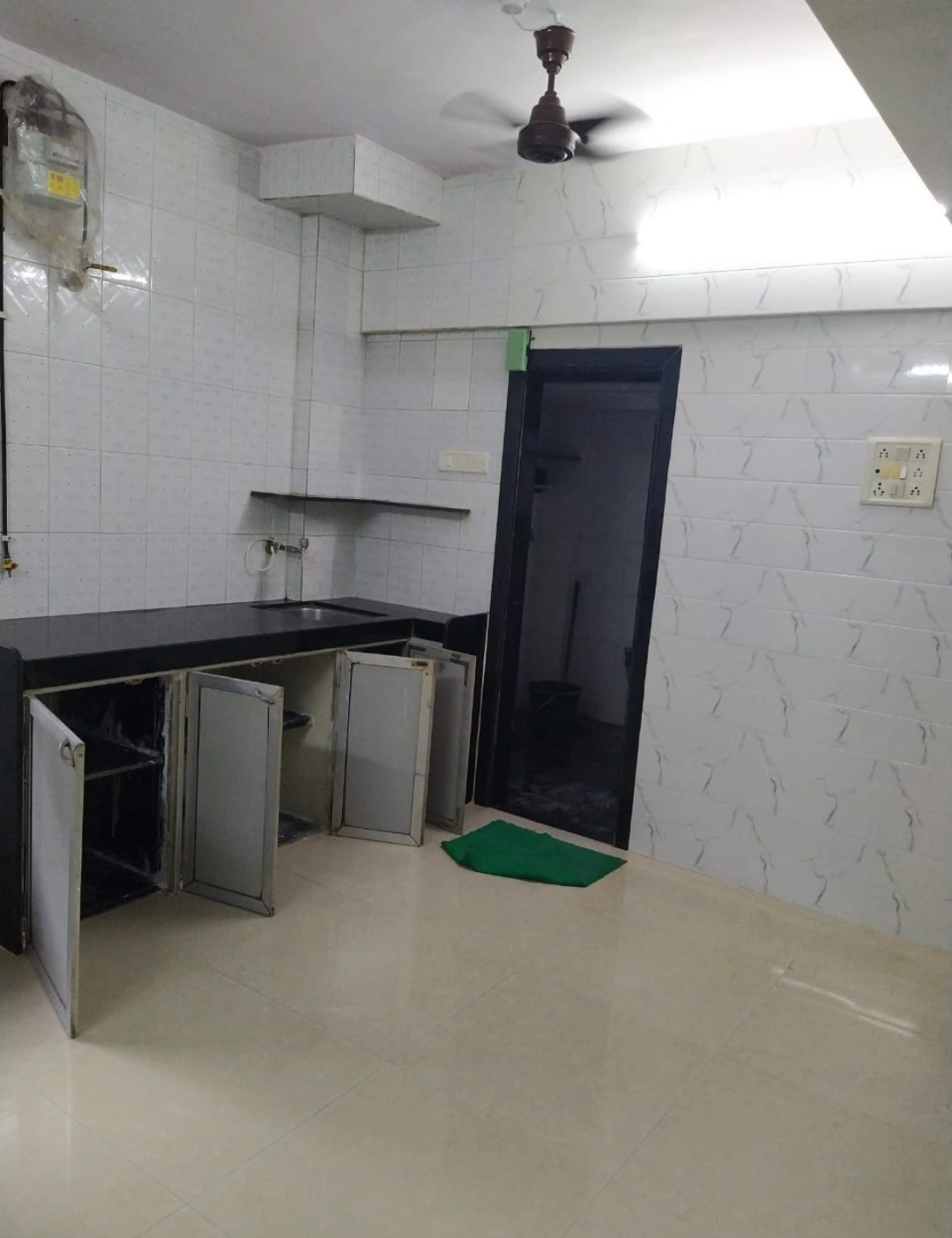 Studio apt Flat for Rent in Patidar Society , Malad West