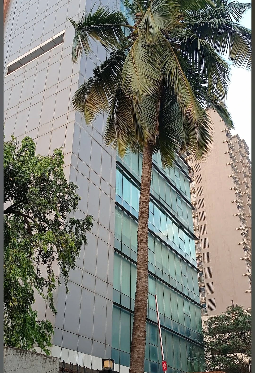 Commercial Office for Rent in Cello Trumph , Goregaon East