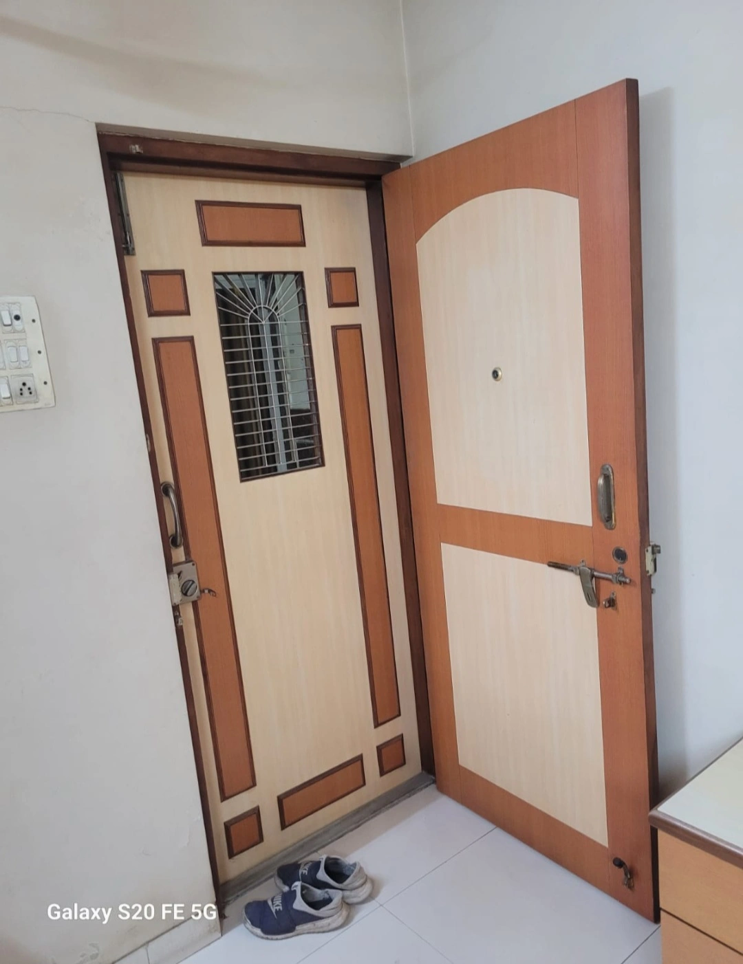 1 BHK Flat for Sale in Silver Sand Apartment , Goregaon West
