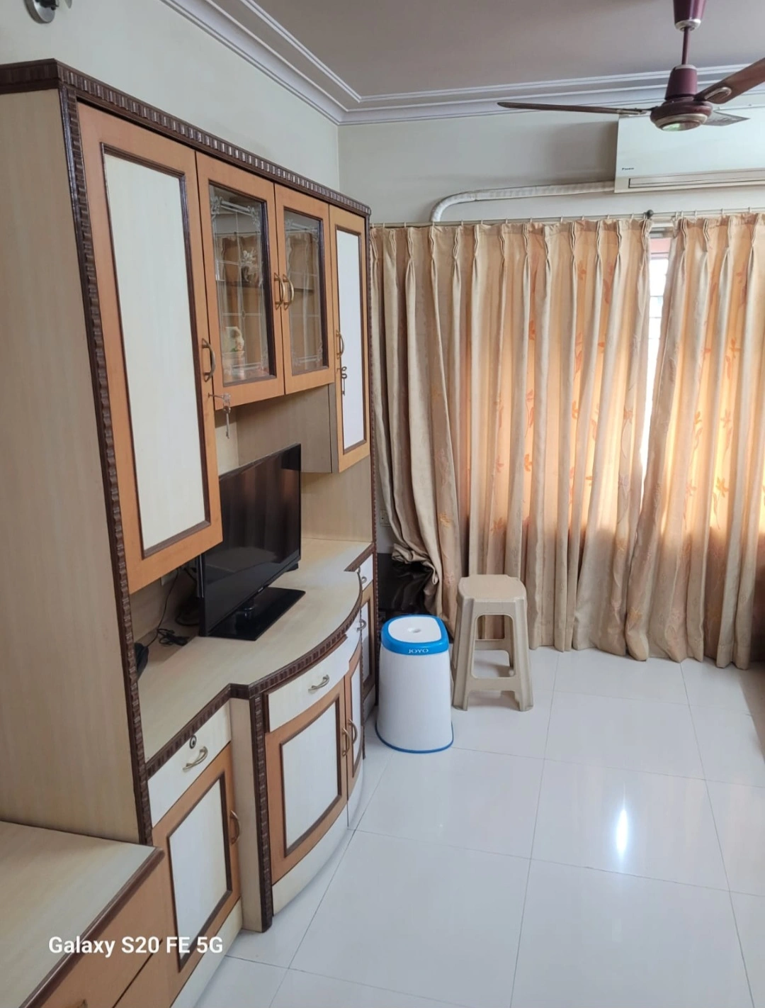 1 BHK Flat for Sale in Silver Sand Apartment , Goregaon West