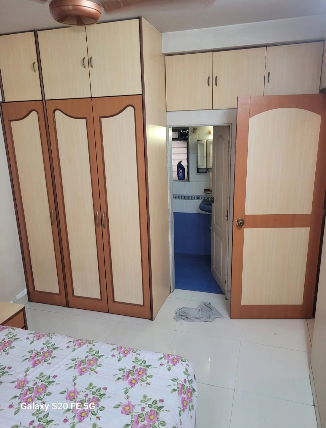 1 BHK Flat for Sale in Silver Sand Apartment , Goregaon West