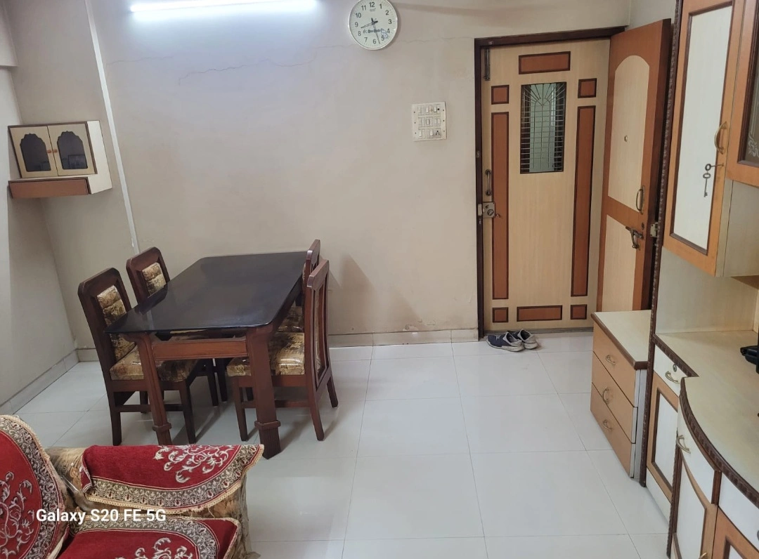 1 BHK Flat for Sale in Silver Sand Apartment , Goregaon West