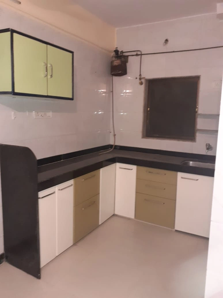 1 BHK Flat for Rent in Shayadri Sociery, Goregaon East