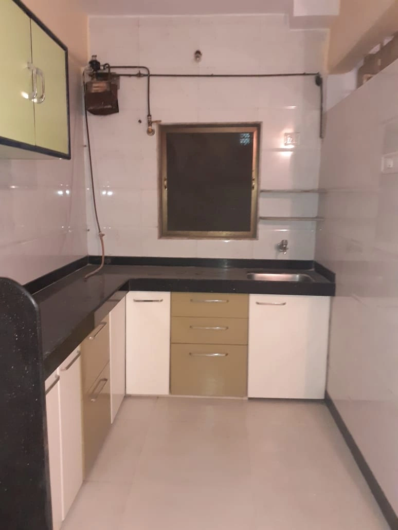 1 BHK Flat for Rent in Shayadri Sociery, Goregaon East