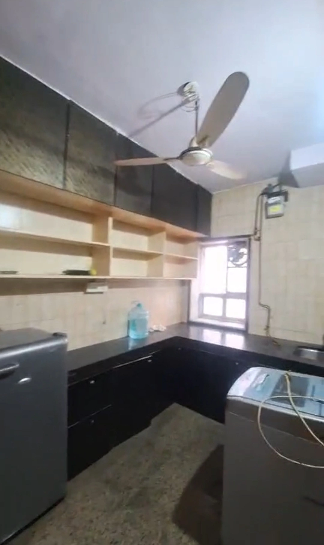 2 BHK Flat for Rent in Shiv Kriti Society , Malad West