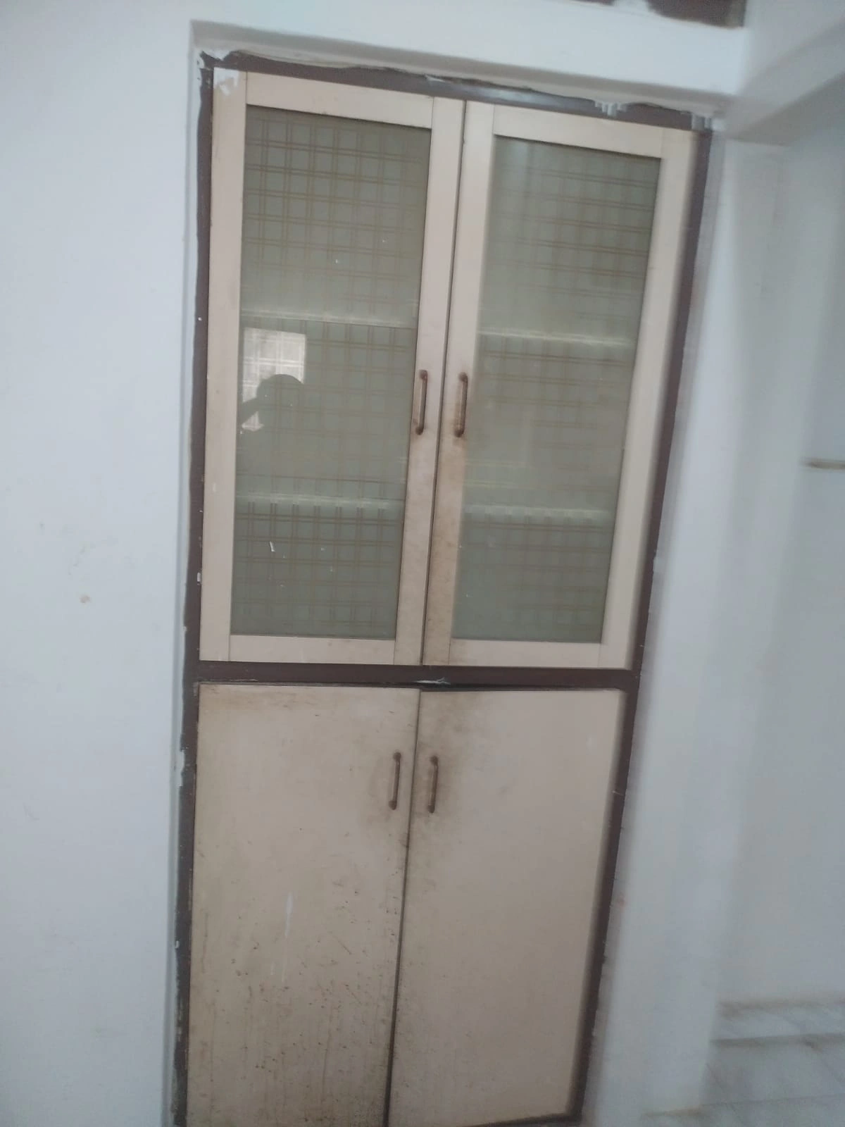 1.5 BHK Flat for Rent in Ravi Prabha Apartment , Goregaon East