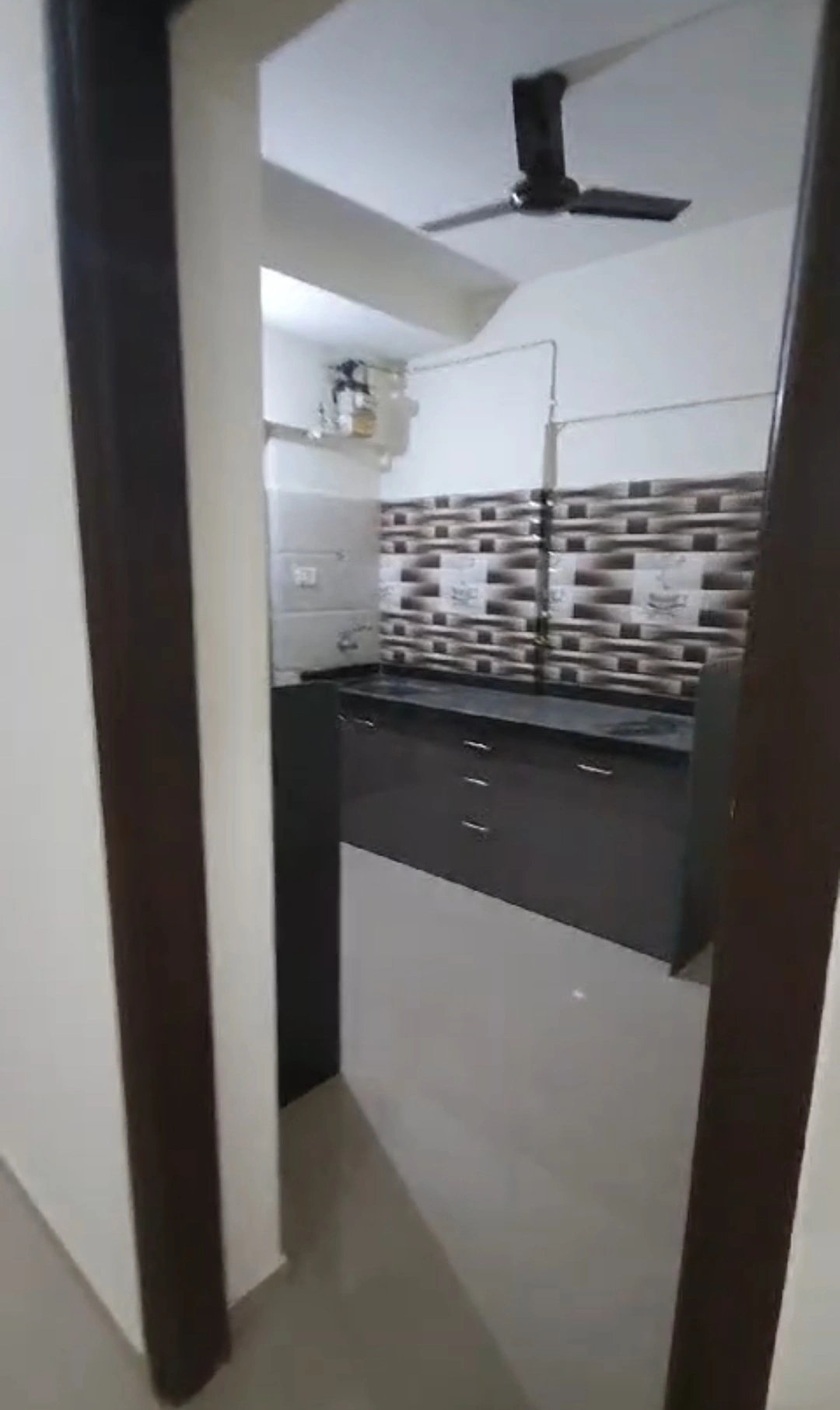 2 BHK Flat for Rent in Sethia Link View, Goregaon West