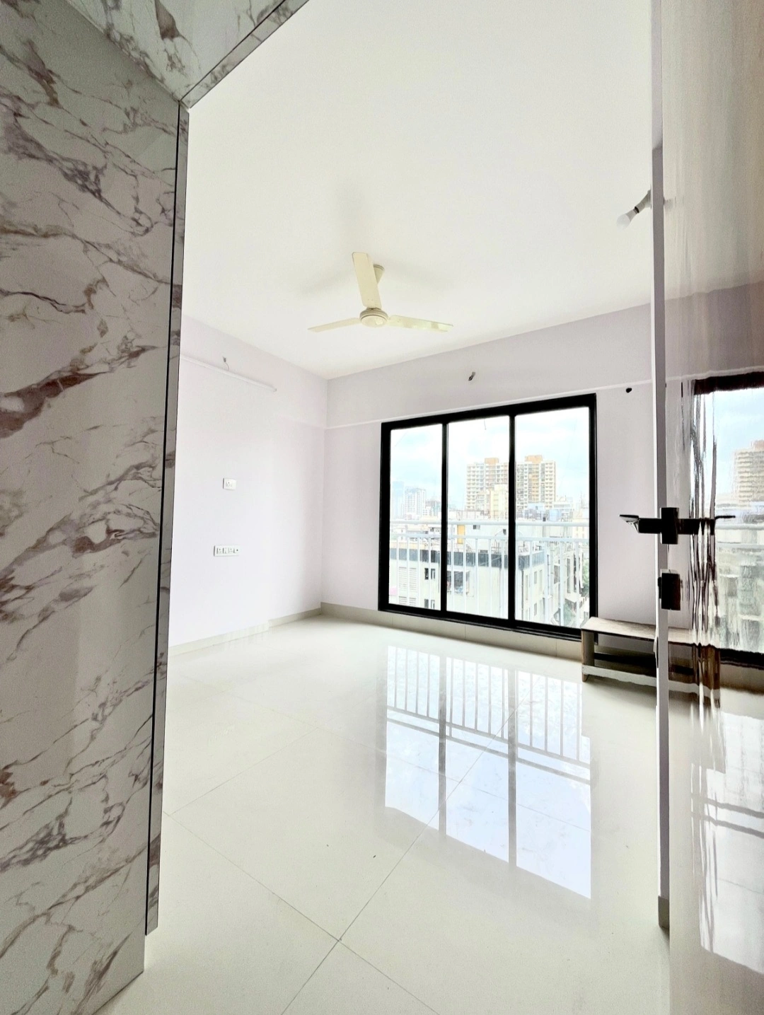 2 BHK Flat for Rent in Navrang Navkar Tower, Goregaon West