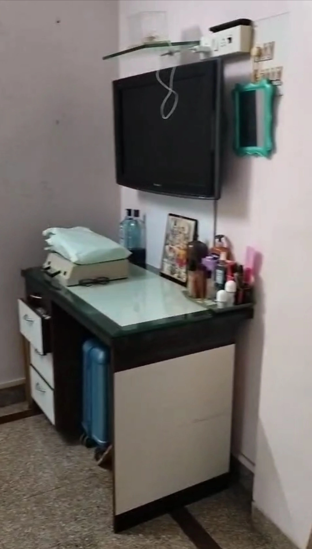 1 BHK Flat for Rent in Ahimsha Dham, Malad West