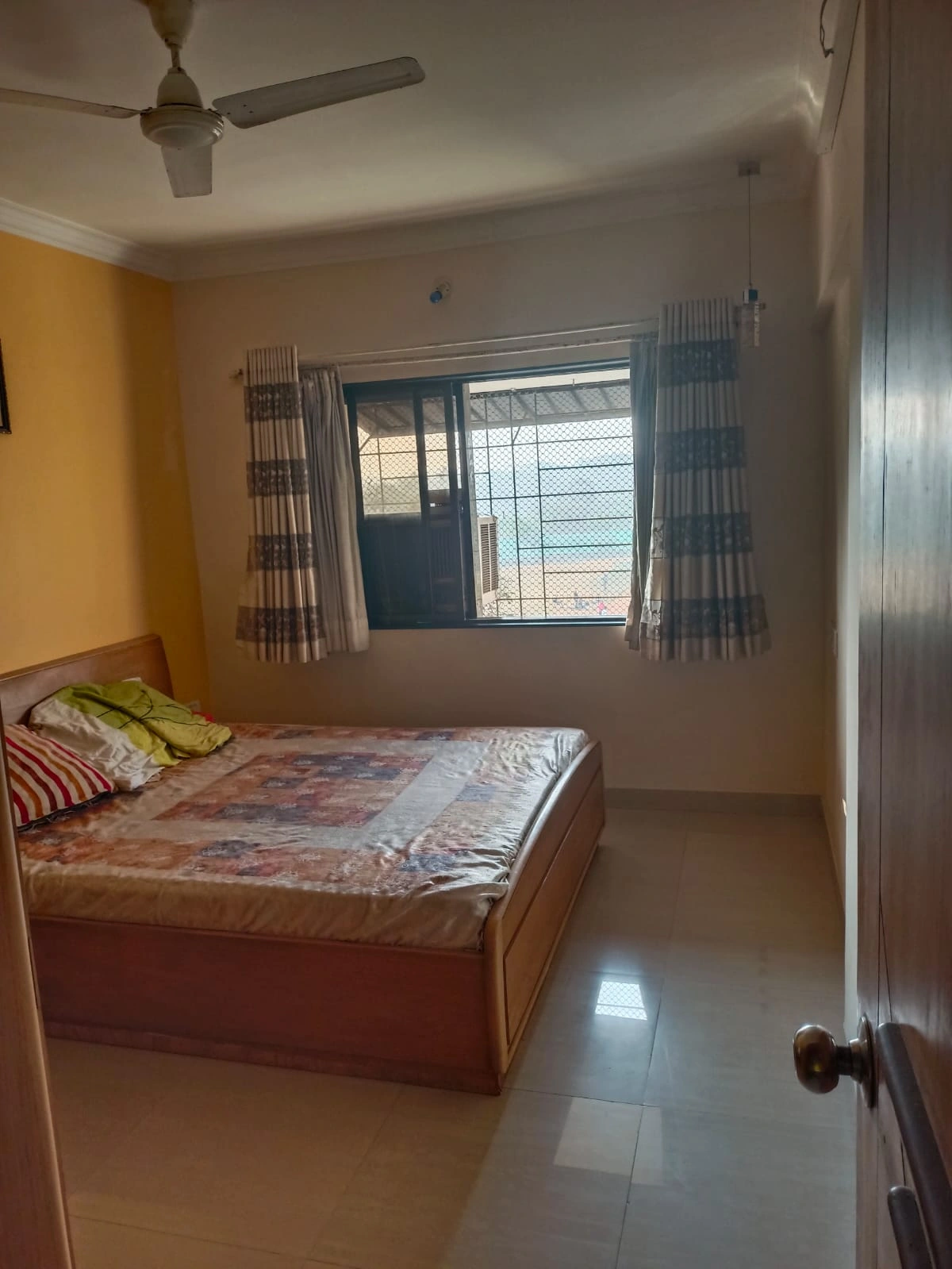 1 BHK Flat for Rent in Mari Gold Complex, Goregaon East