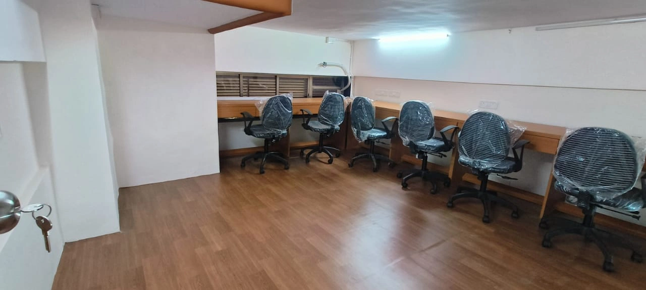 Commercial Office for Rent in Ijimima Building, Malad West