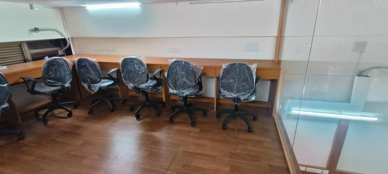 Commercial Office for Rent in Ijimima Building, Malad West