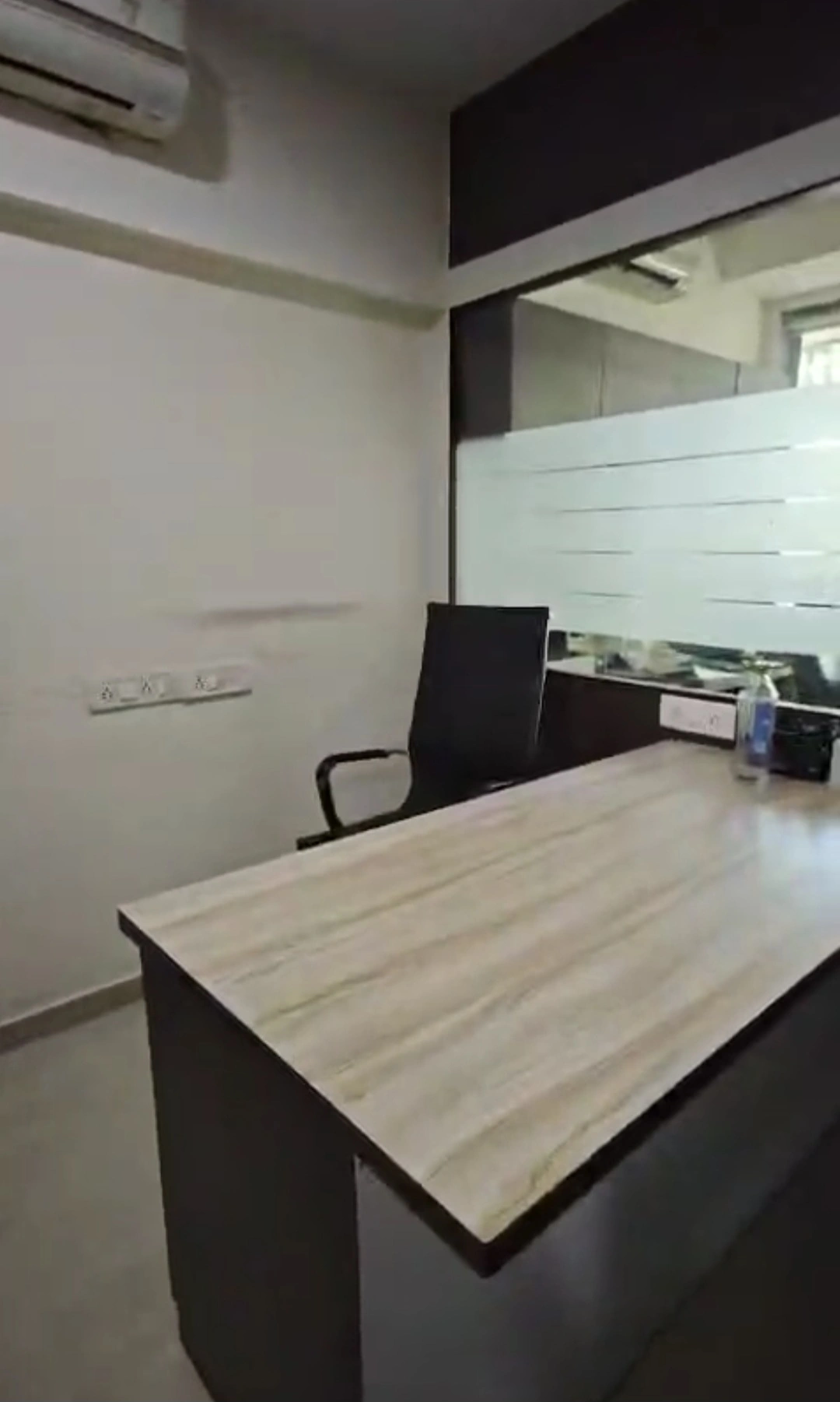 Commercial Office for Rent in Knox Plaza, Malad West