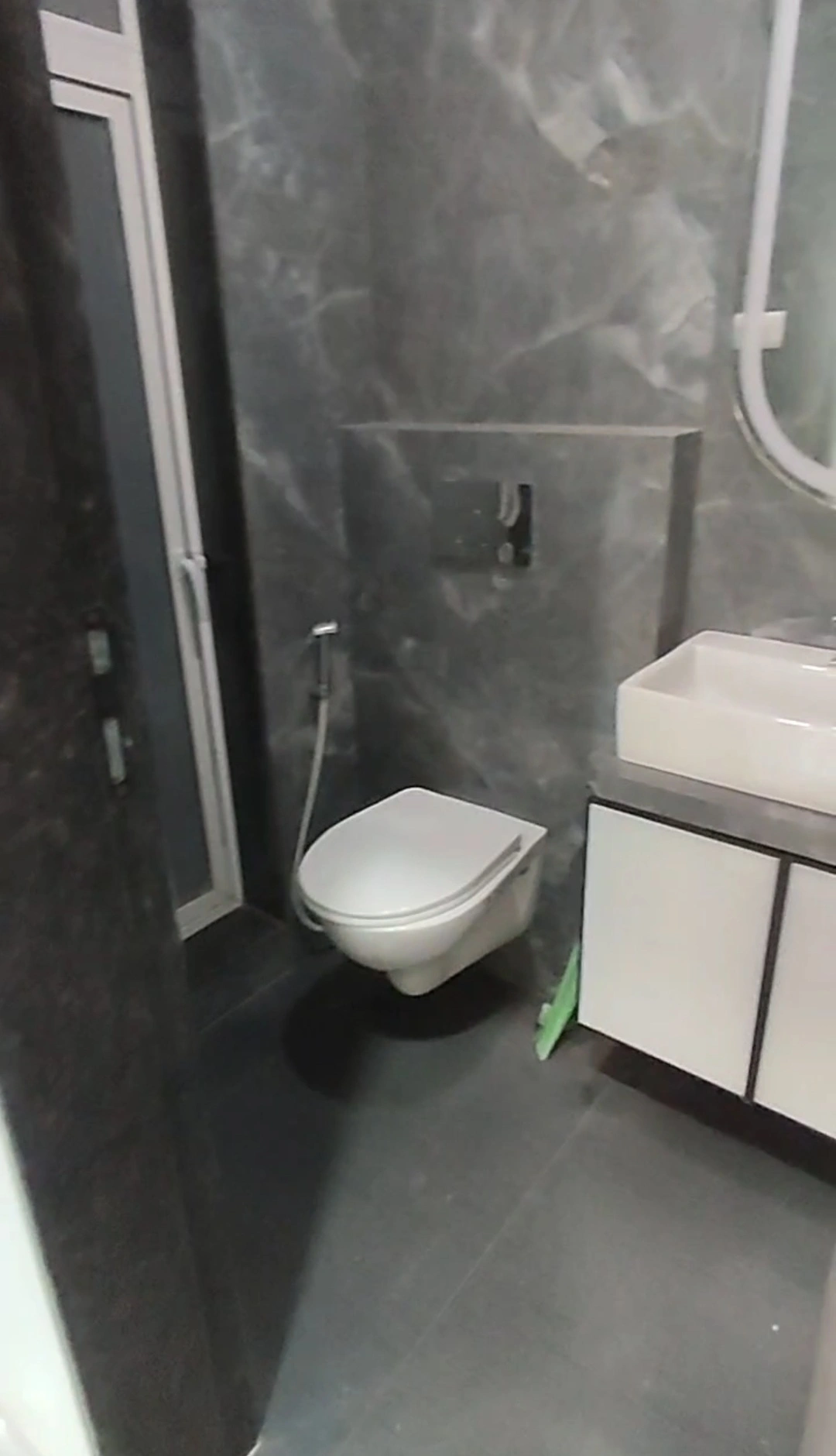 3 BHK Flat for Rent in Plam Spring Complex, Malad West
