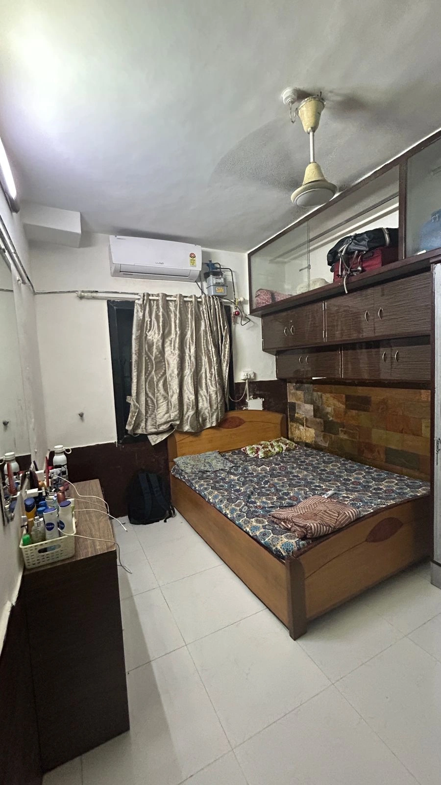 Double Sharing Room Girls only Flat for PG in Evershine Nagar, Malad West