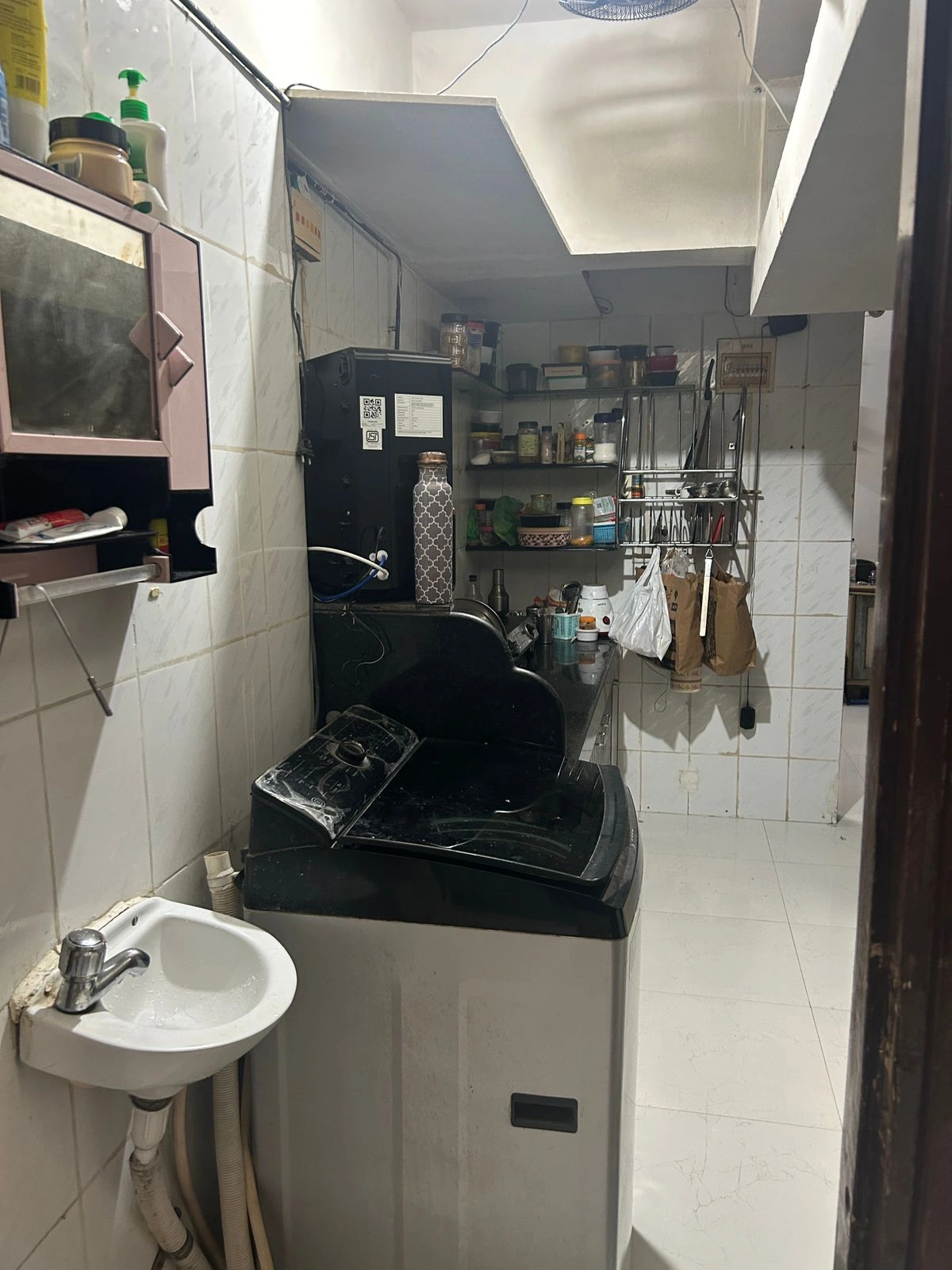 Double Sharing Room Girls only Flat for PG in Evershine Nagar, Malad West