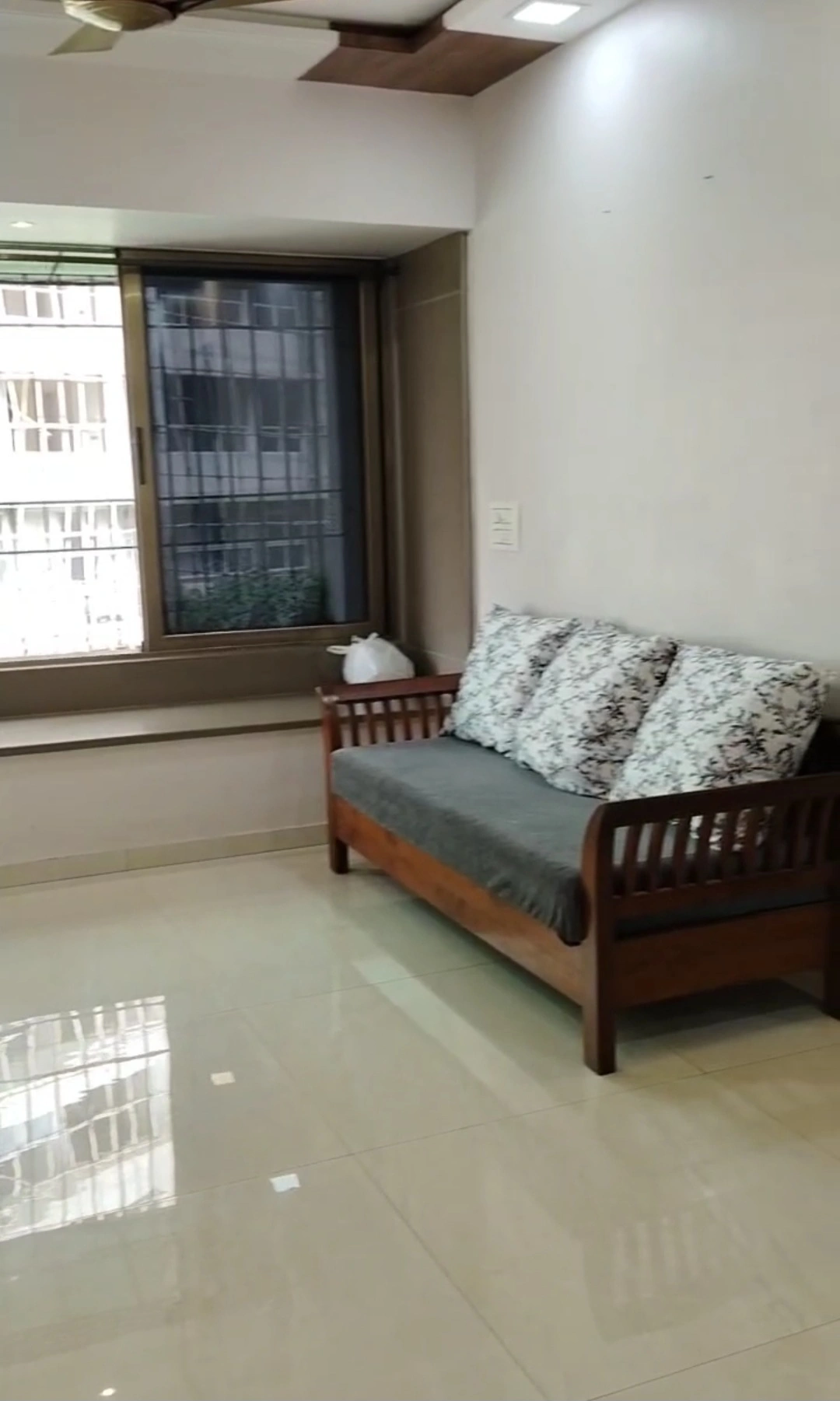 1 BHK Flat for Rent in Satellite Garden, Goregaon East