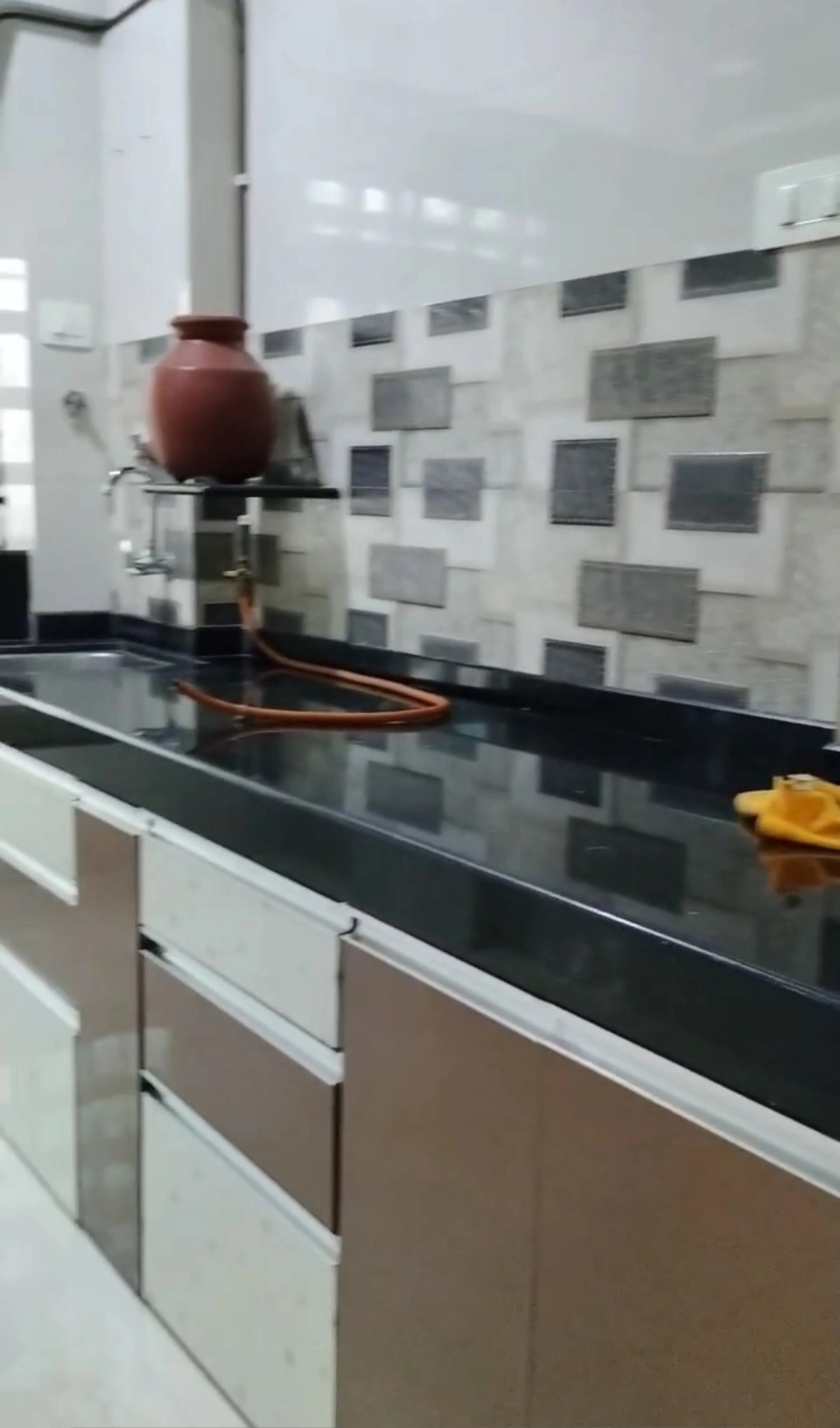 1 BHK Flat for Rent in Satellite Garden, Goregaon East