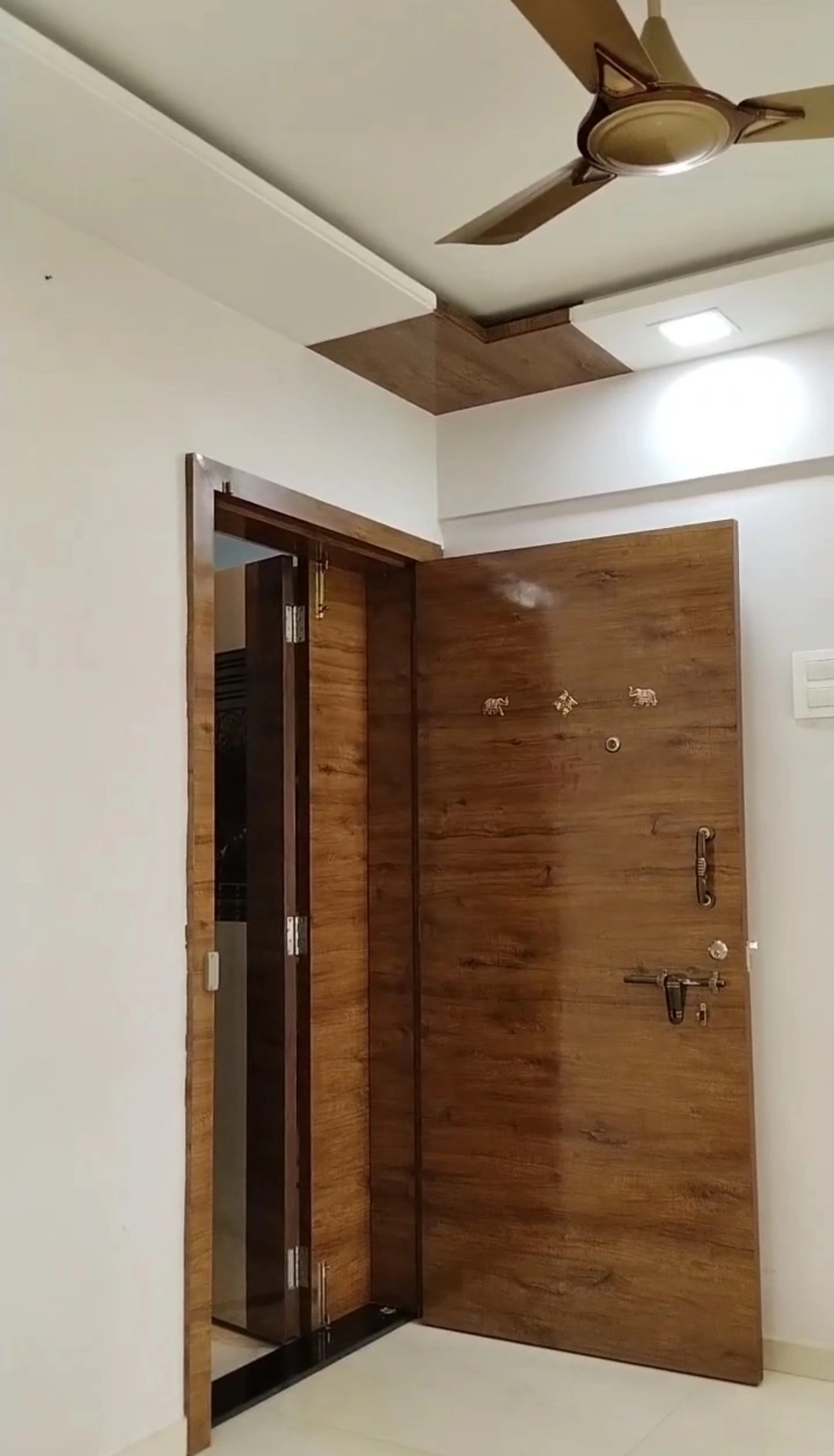 1 BHK Flat for Rent in Satellite Garden, Goregaon East